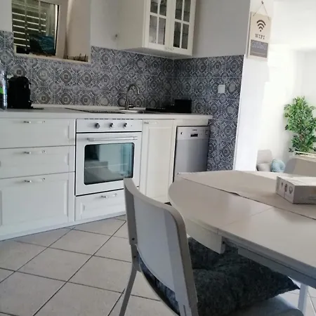 Linda Holiday home Podgora